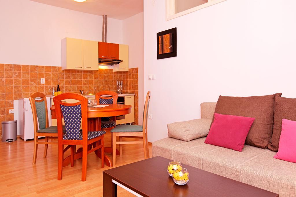 Guest House Kod Peskarije Вела-Лука Номер фото