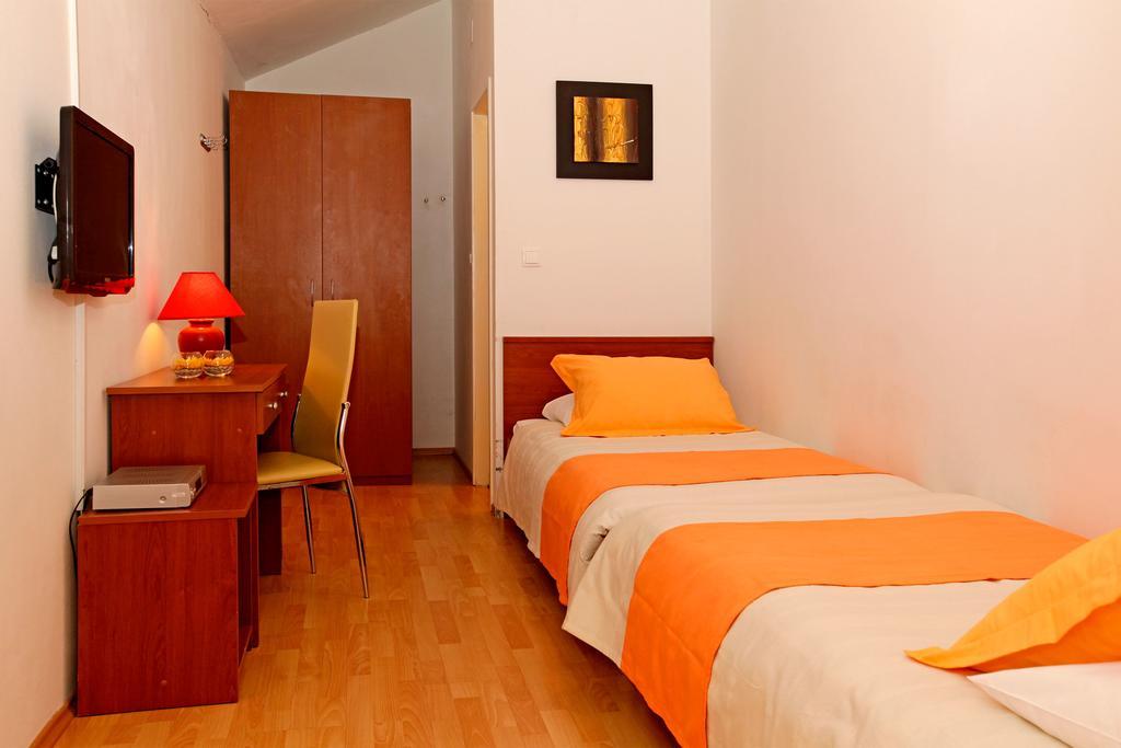 Guest House Kod Peskarije Вела-Лука Номер фото